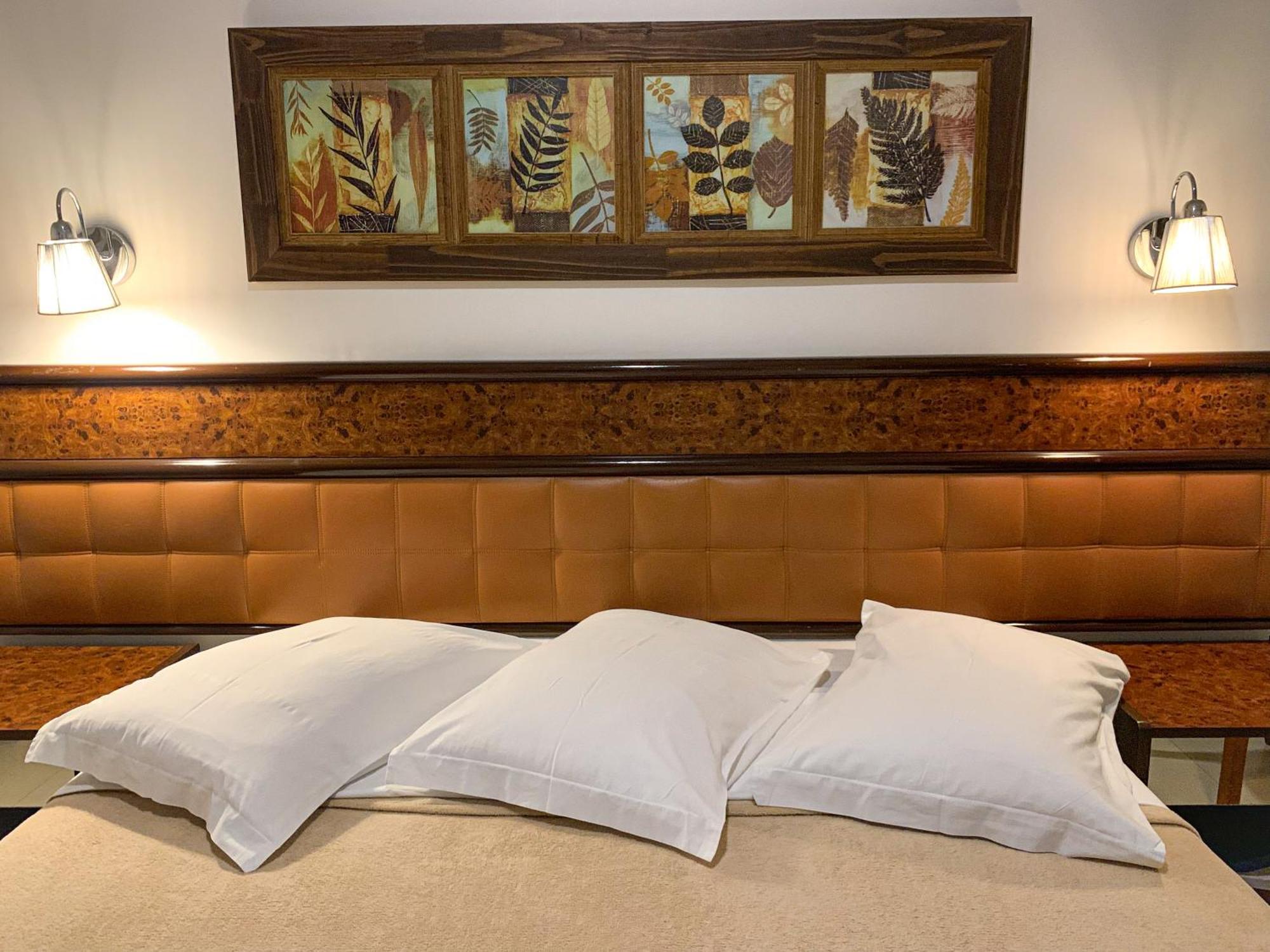 Double Room,1547748457:JPEG